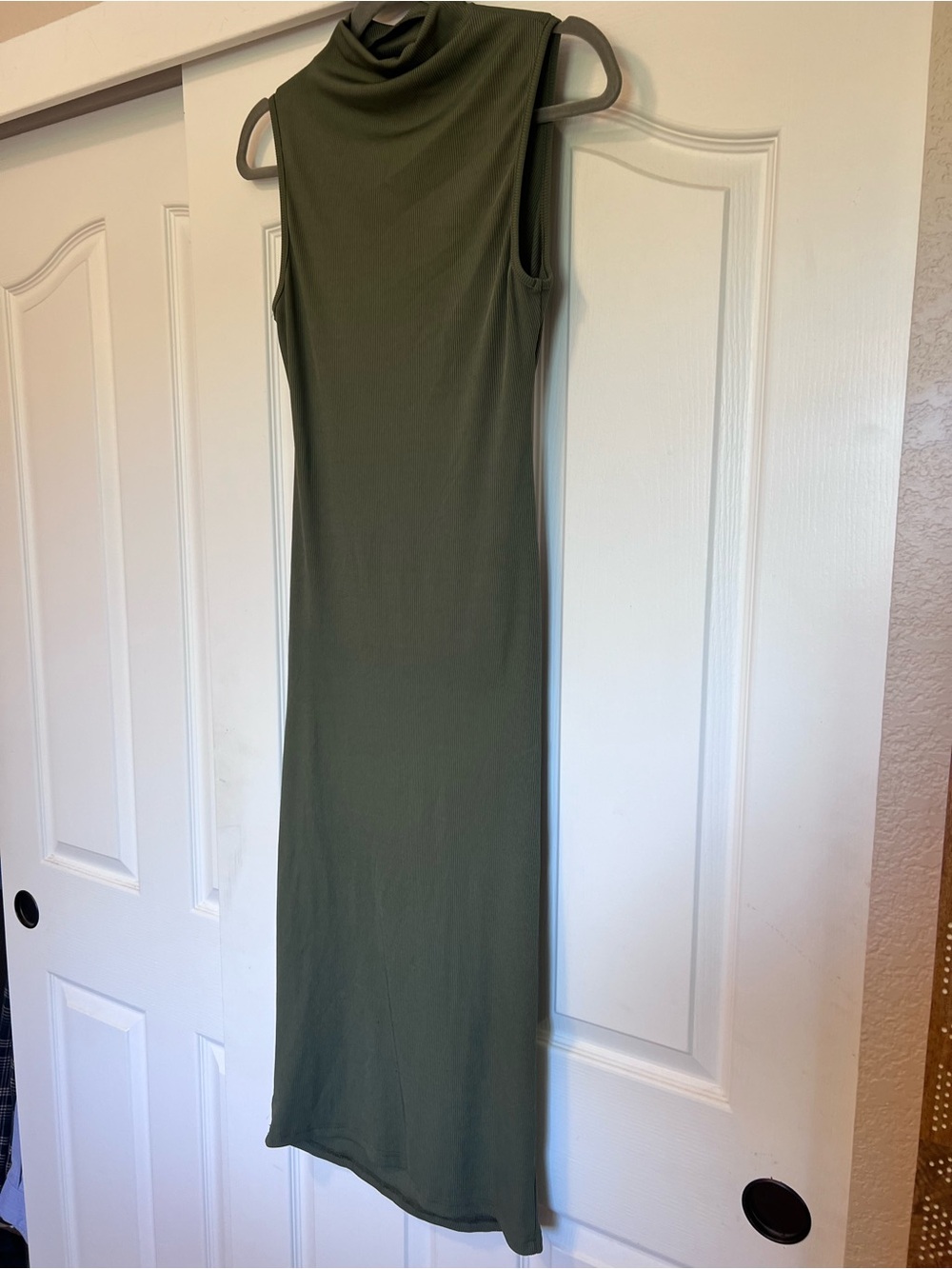 Cider - Sleeveless Olive Green Turtleneck Midi Dress - Like New - Med - Picture 2 of 3